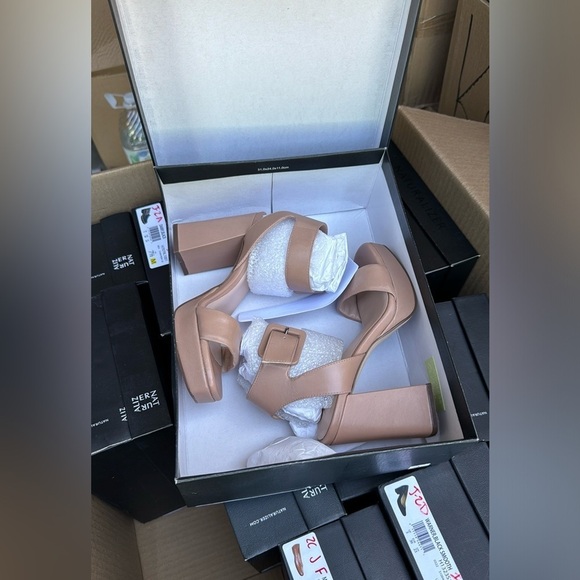 Jaselle Platform High Heel Sandal - Picture 4 of 13